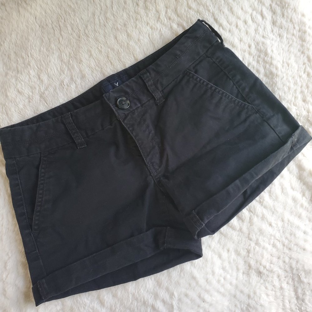 American Eagle midi black cotton khaki shorts